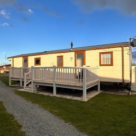 L76 Rickardos Holiday Lets Мейбълторп Екстериор снимка